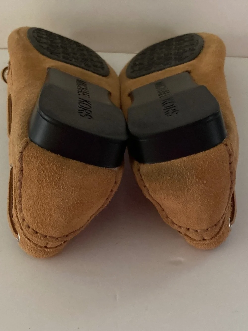 Michael Kors Camel Suede Loafer/Bow Detail/AD12B/Size 8M/EUC/WORN ONCE!